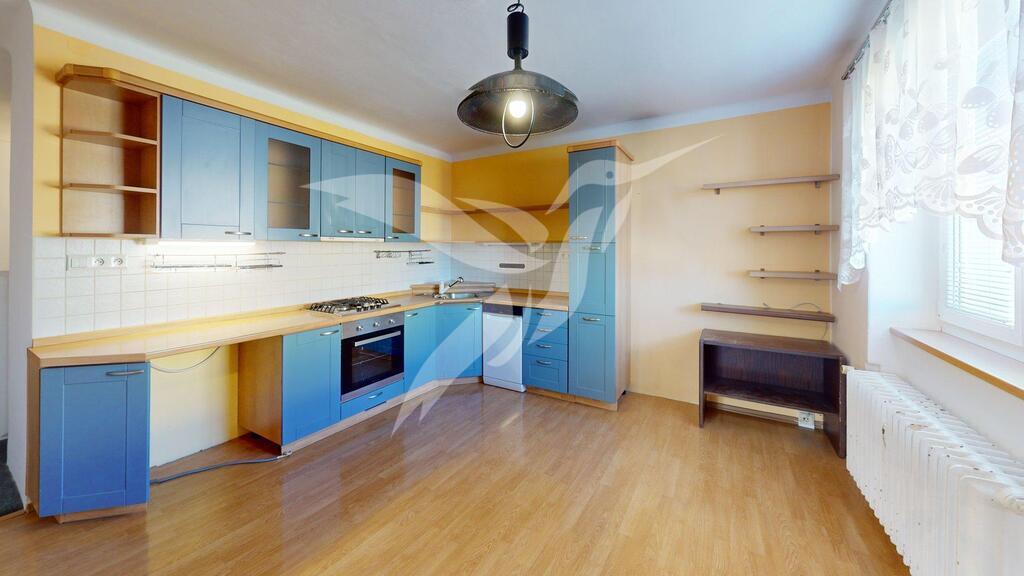Byt-21-U-Skolky-3456-Plzen-Kitchen.jpg