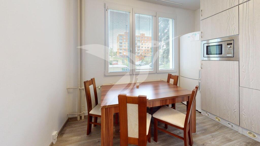 Byt-21-Jedlova-520-Horni-Briza-Dining-Room.jpg