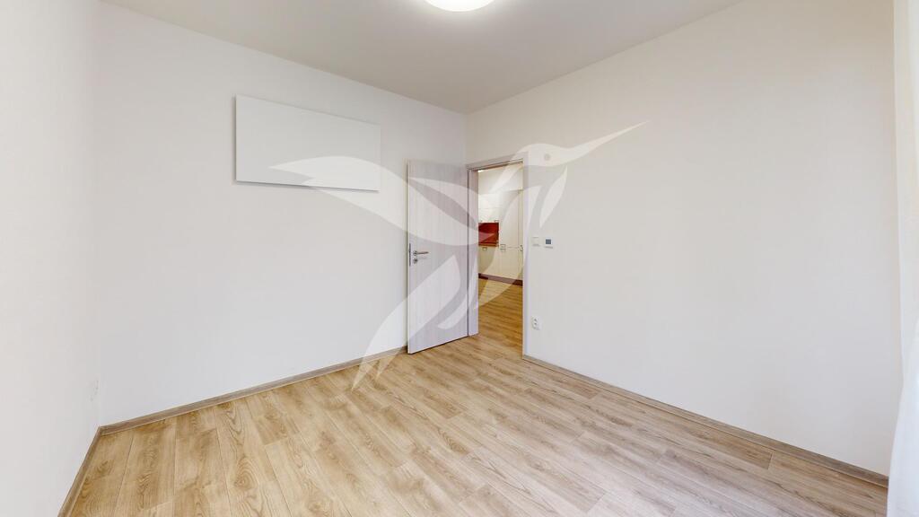 Byt-4kk-Vochov-Bedroom.jpg