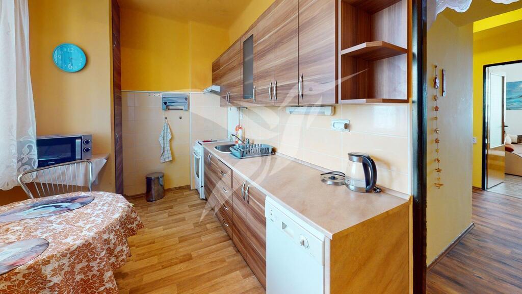 Byt-31-Revolucni-88-Plzen-Kitchen.jpg