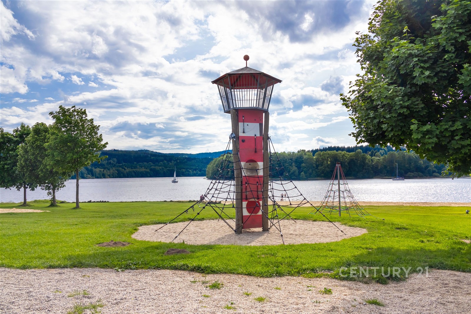 Nedaleká veřejná pláž