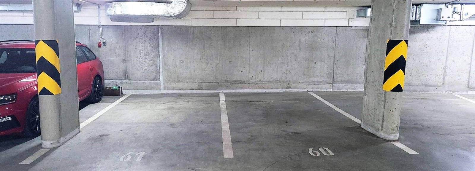 Prodej parkovacího stání Žižkov
