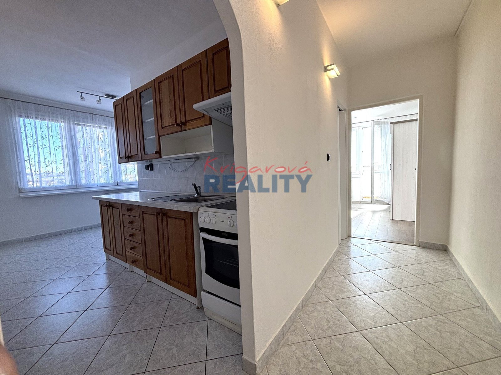 chodba vstup do kuchyně