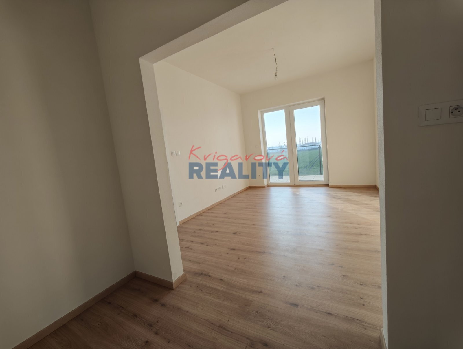 šatna v ložnici (2).jpg