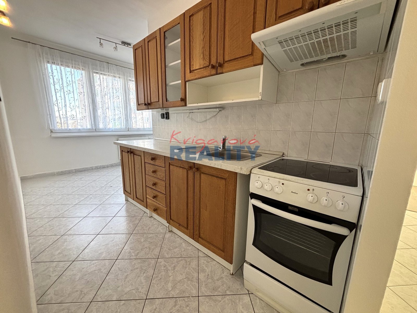 kuchyně s jídelnou