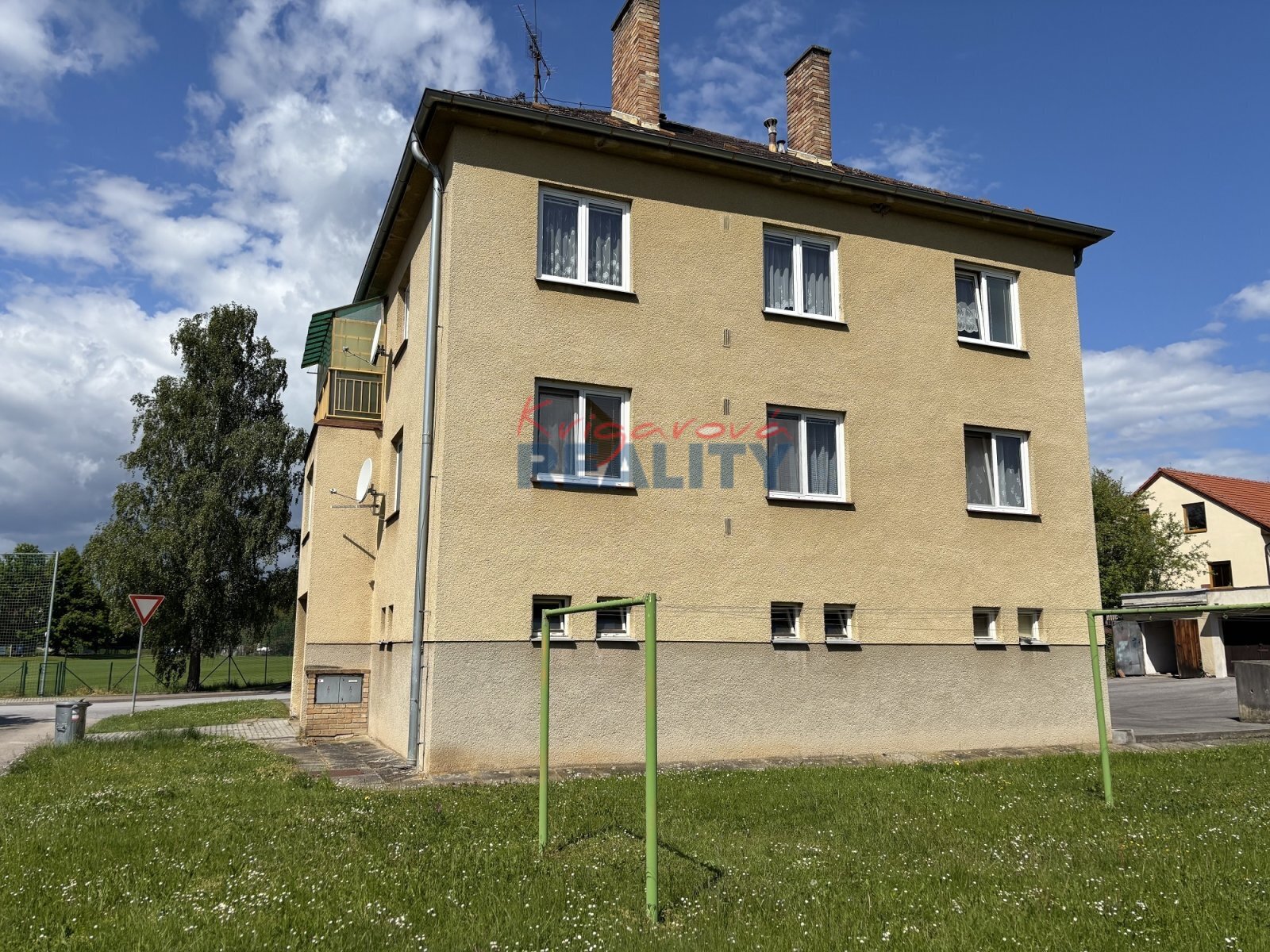 dům