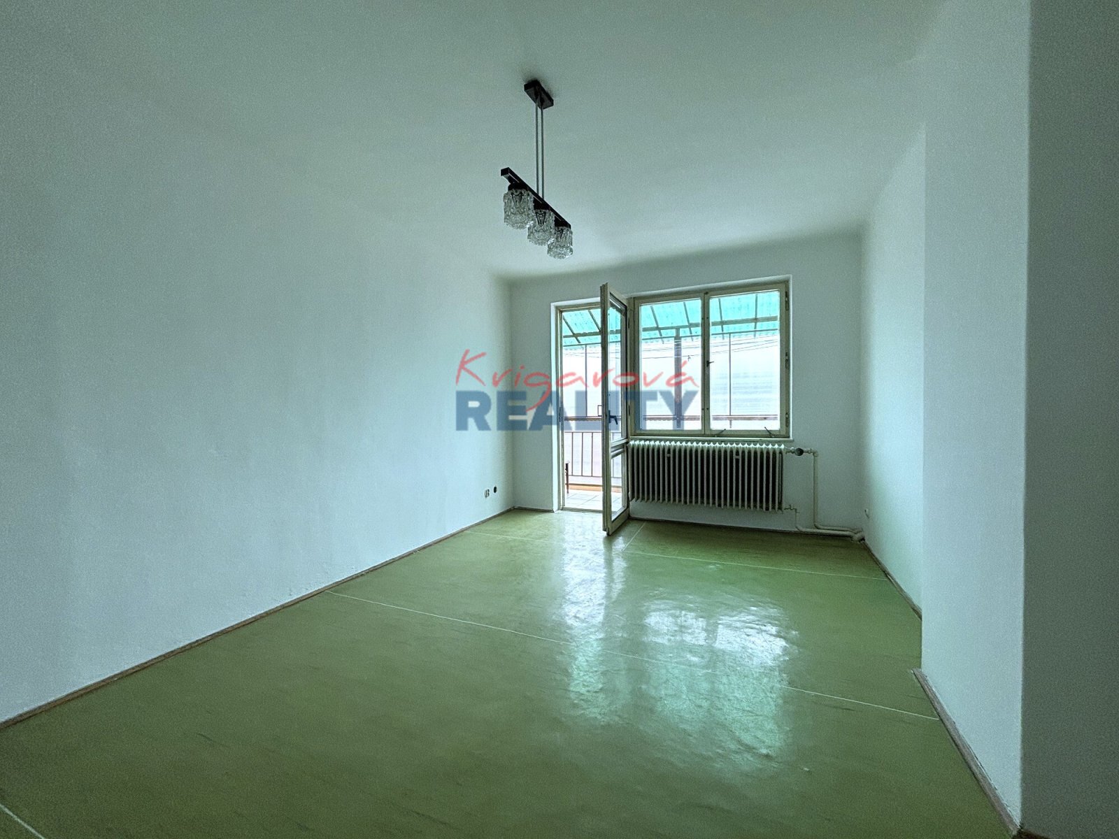 pokoj s balkonem