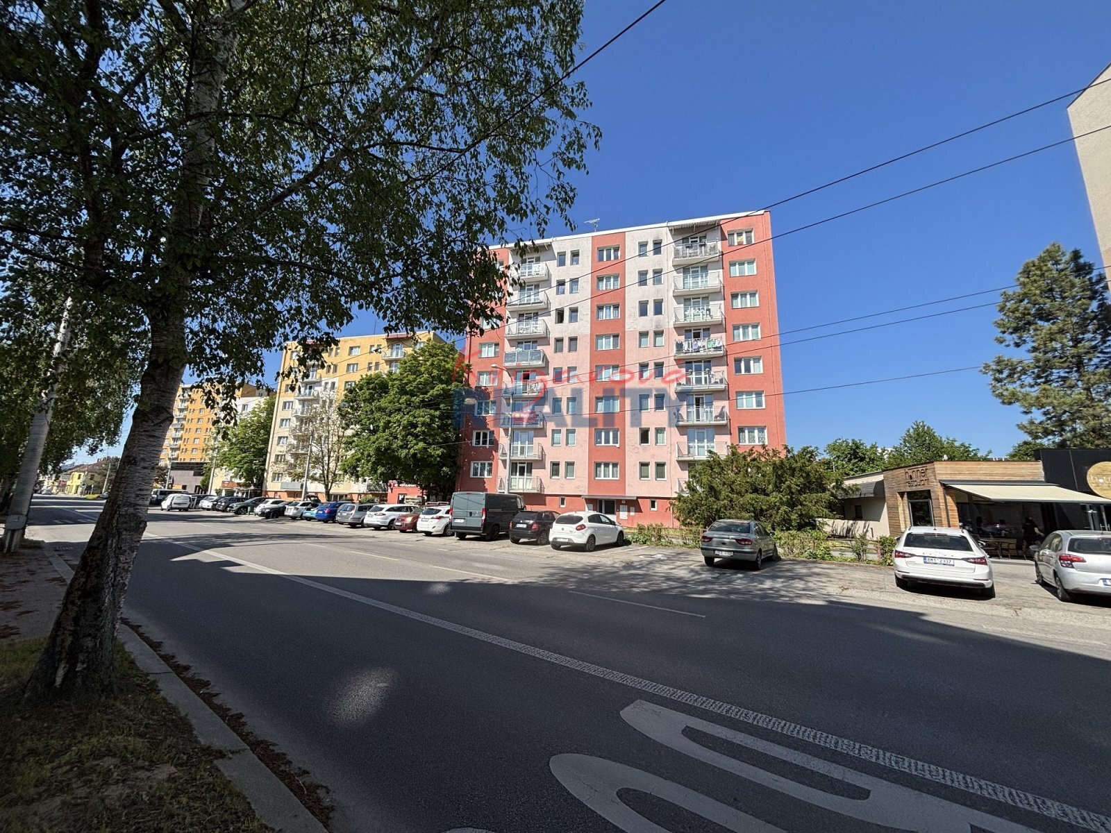 dům