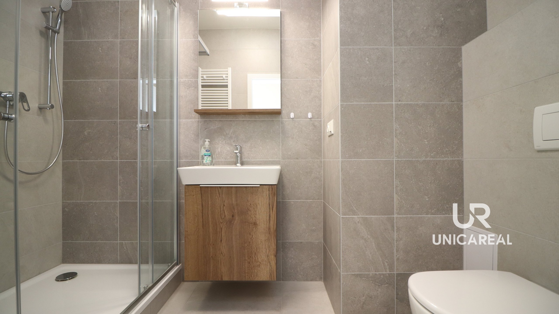 Pronájem bytu 1+kk, Brno-Horní Heršpice, ulice Řepová, koupelna 2