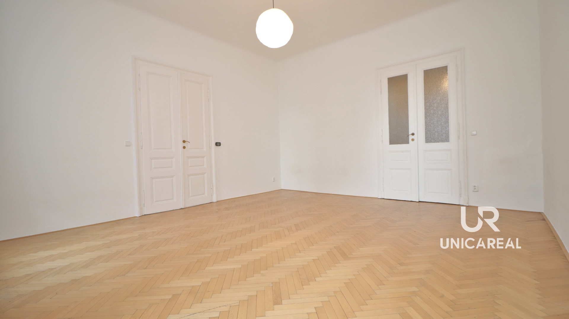 Pronájem bytu 3+1 Nové Sady, Brno- Staré Brno, obý