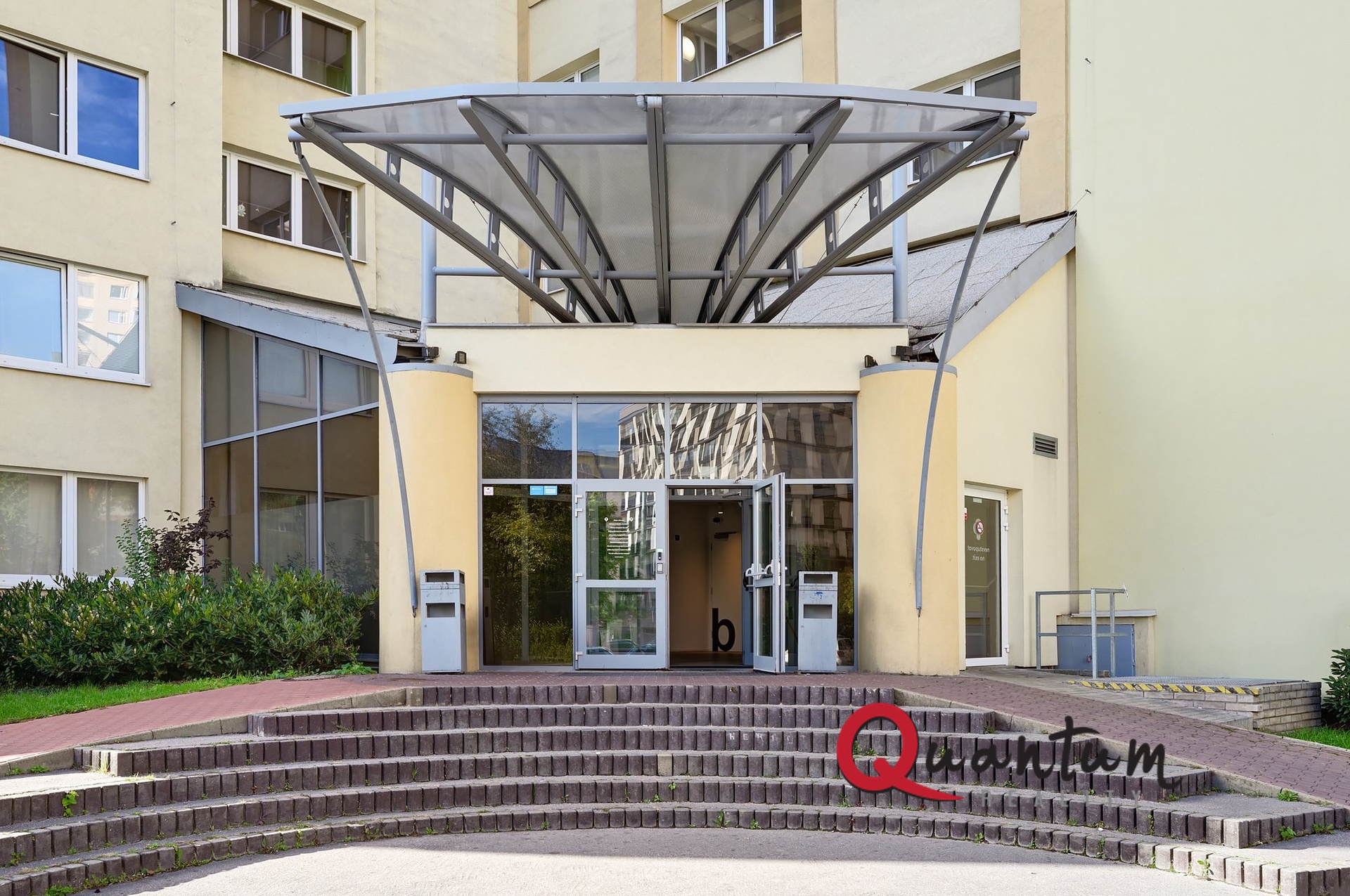 DSC_5858_00001And2more_Fusion-Natural