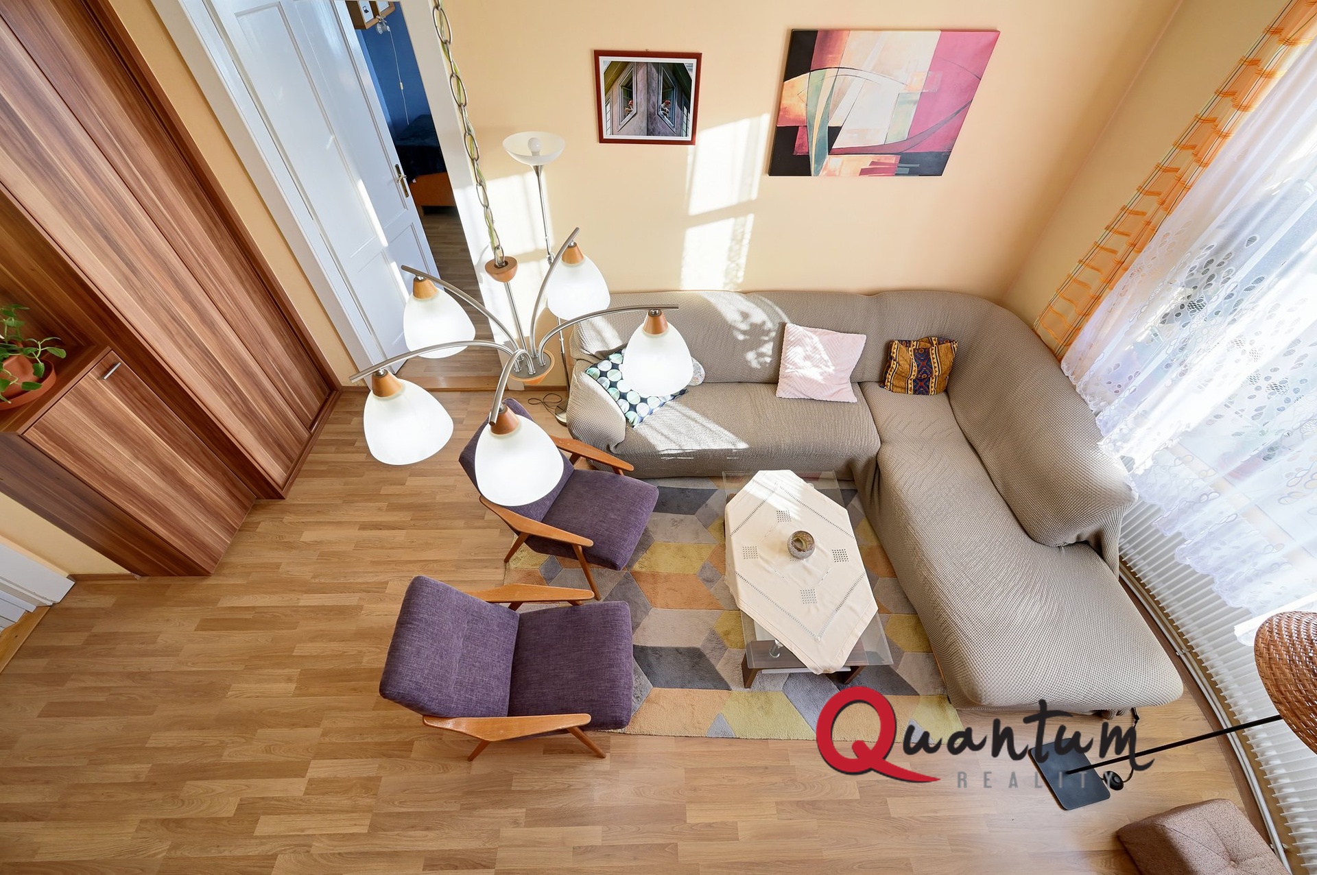 DSC_8059_00001And2more_Fusion-Interior