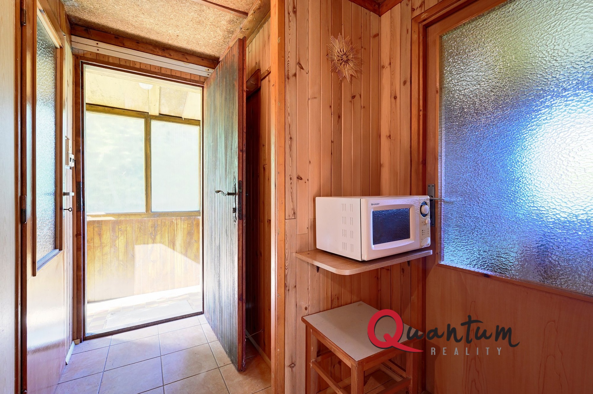 DSC_3036_00001_7_00001_8_00001_9_00001_Fusion-Inte