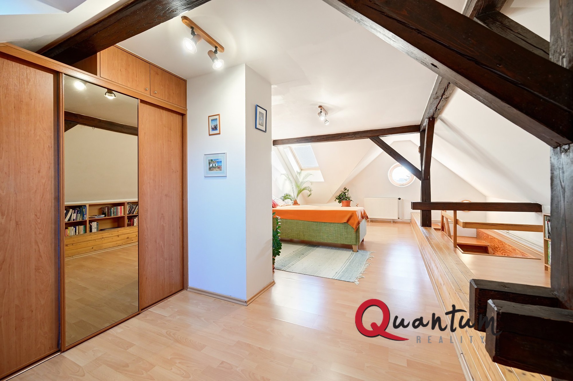 DSC_7977_00001And3more_Fusion-Natural