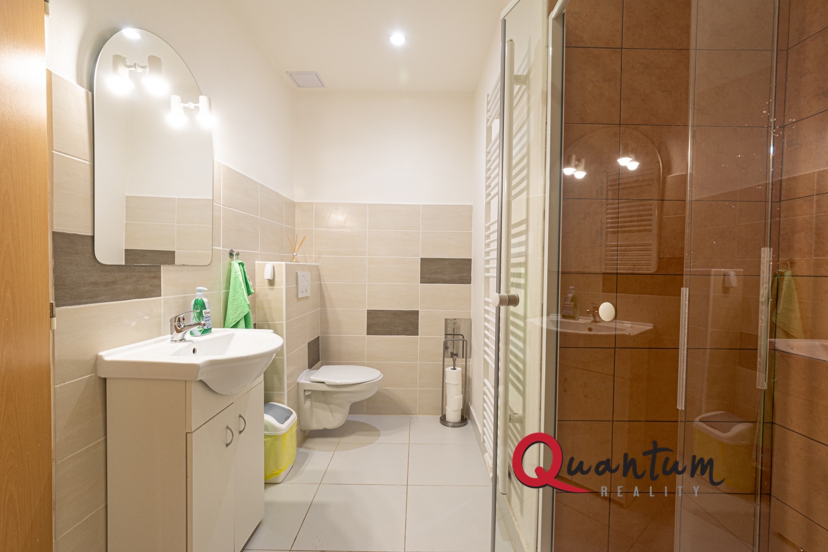 Dream care Airbnb apartment 26 (8 of 21)