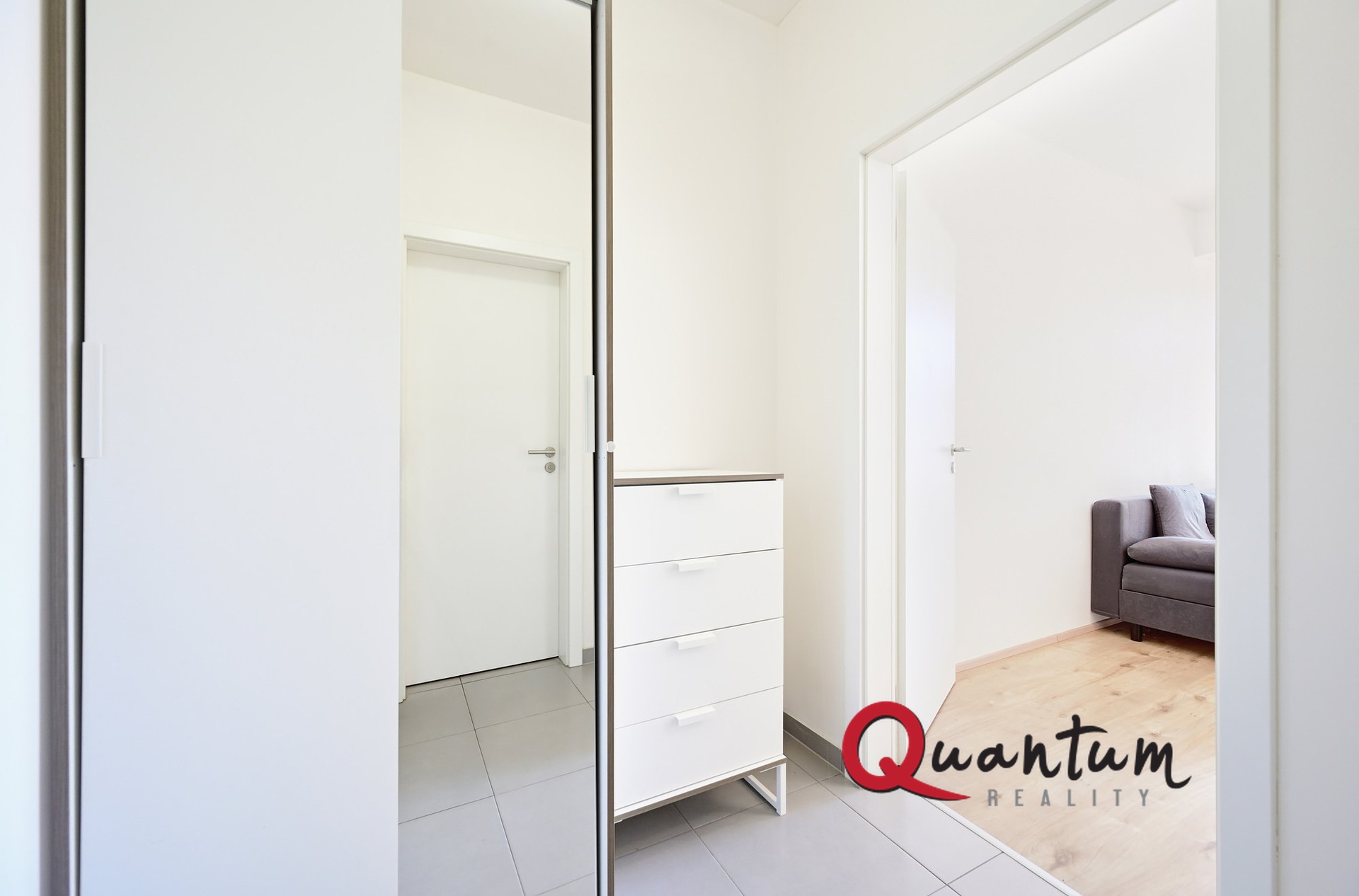 DSC_3012_00001_3_00001_4_00001_5_00001_Fusion-Natural