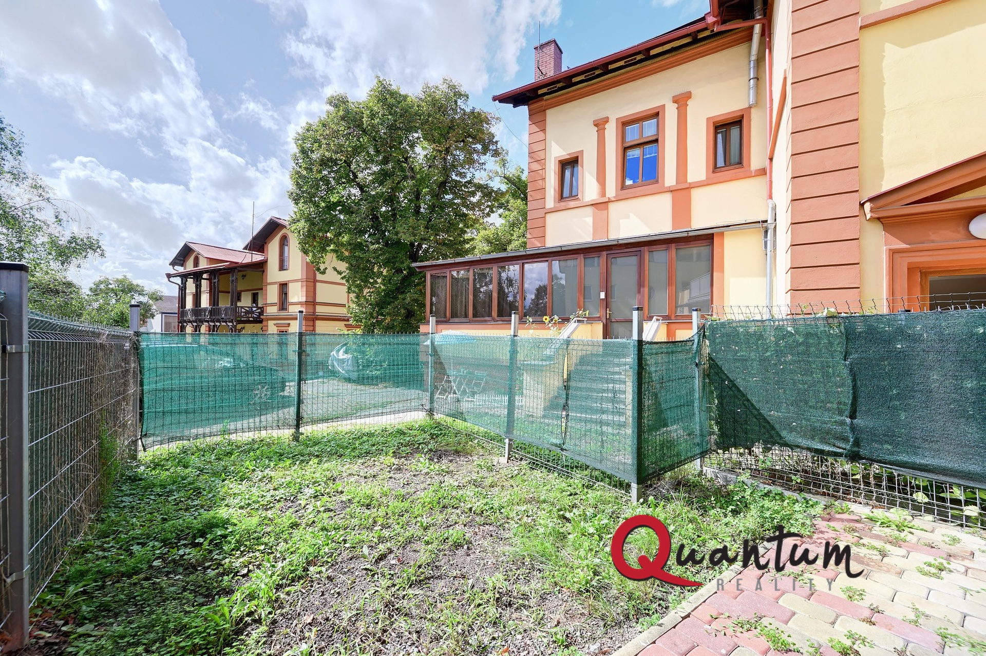 DSC_3077_00001And3more_Fusion-Natural