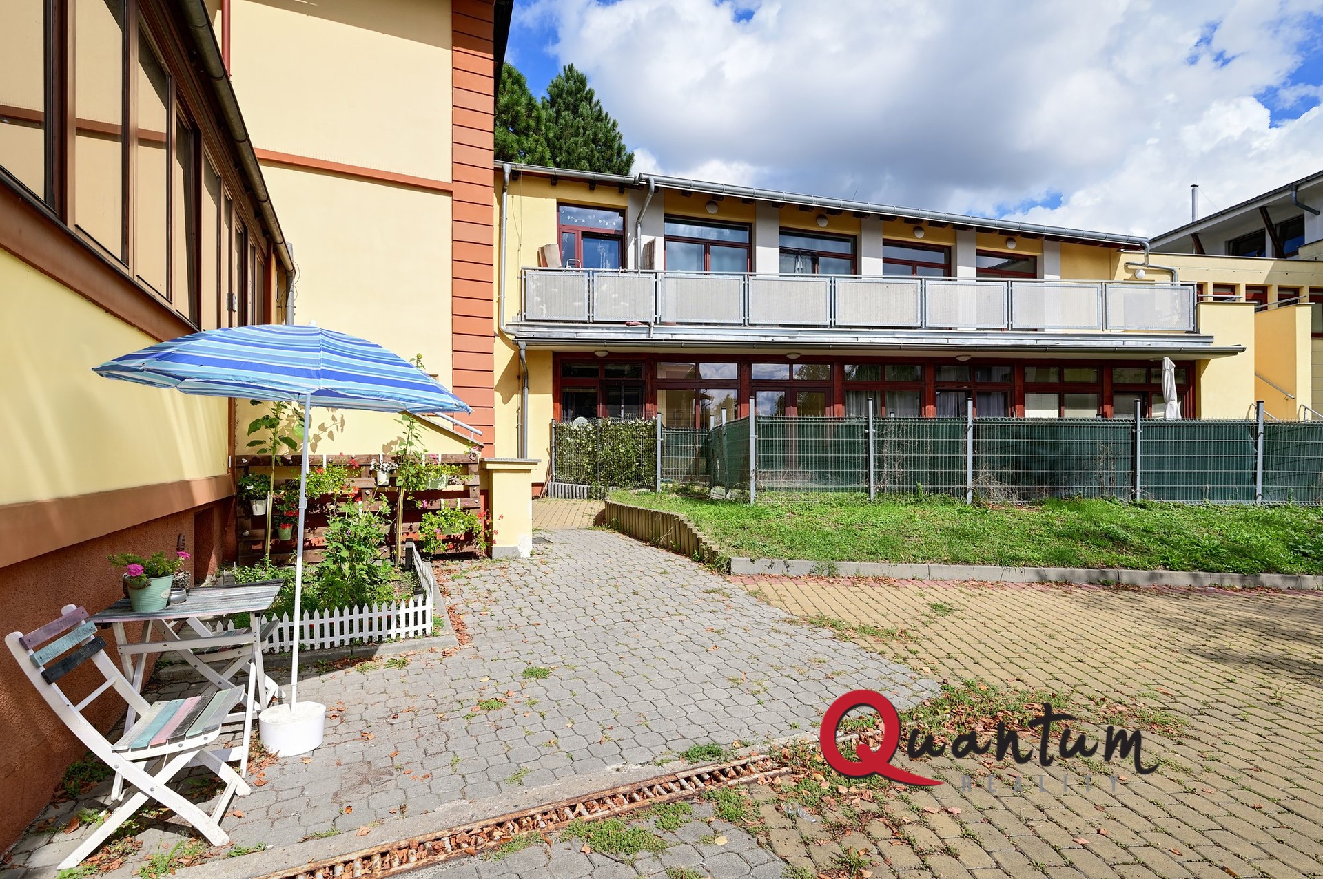 DSC_3097_00001And3more_Fusion-Natural