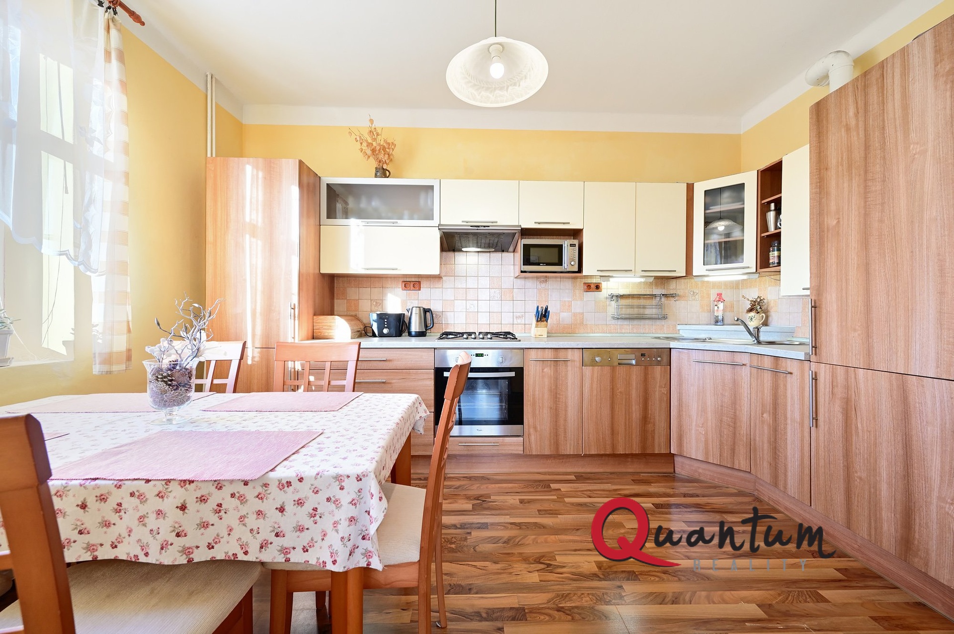 DSC_7937_00001And3more_Fusion-Natural