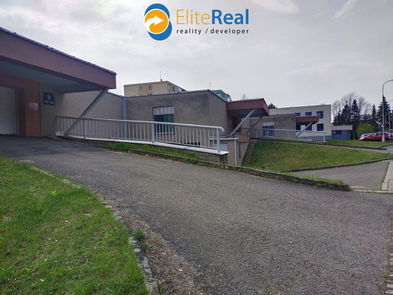 cfe42b0b-48aa-4321-ade5-288a8184a87d