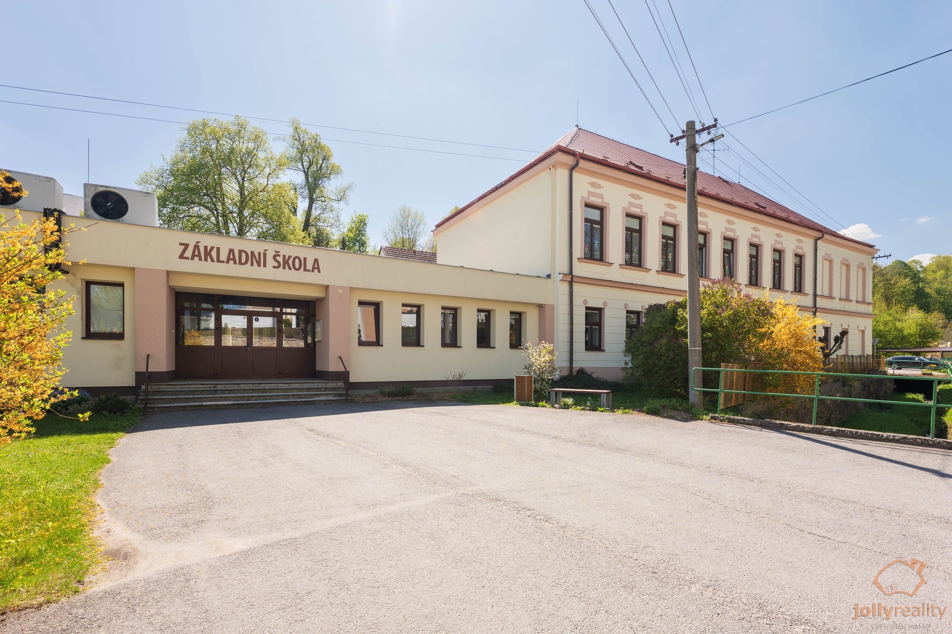 SMRKALOVA I RADIMER-43