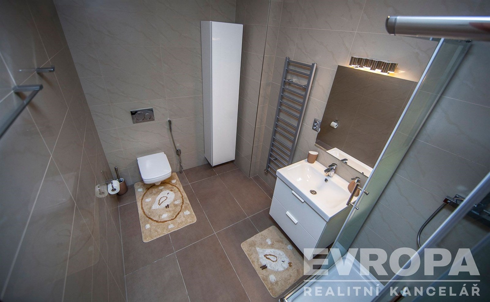 Horní koupelna + wc