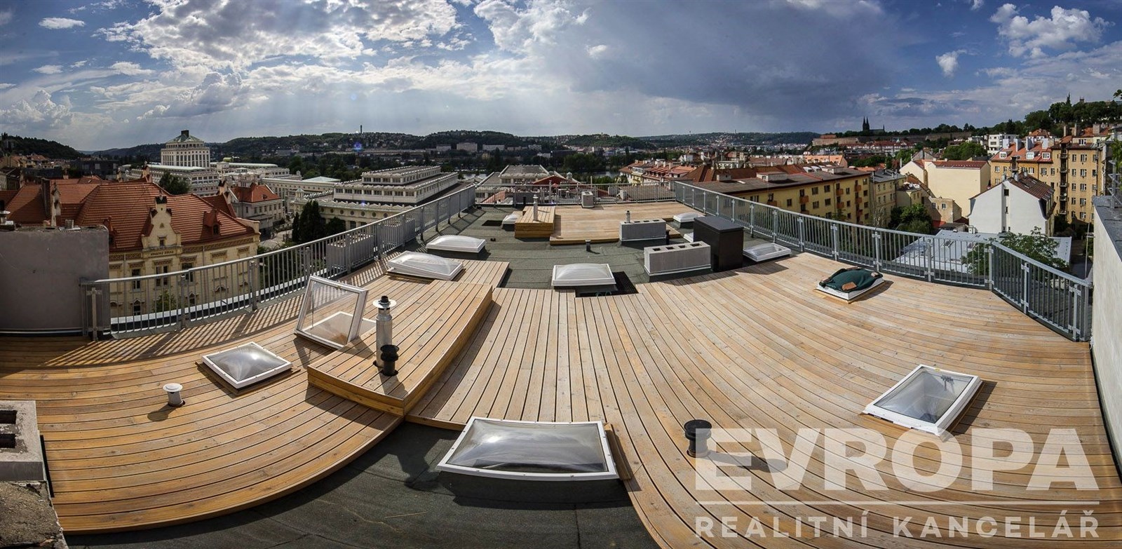 Praha z horní terasy