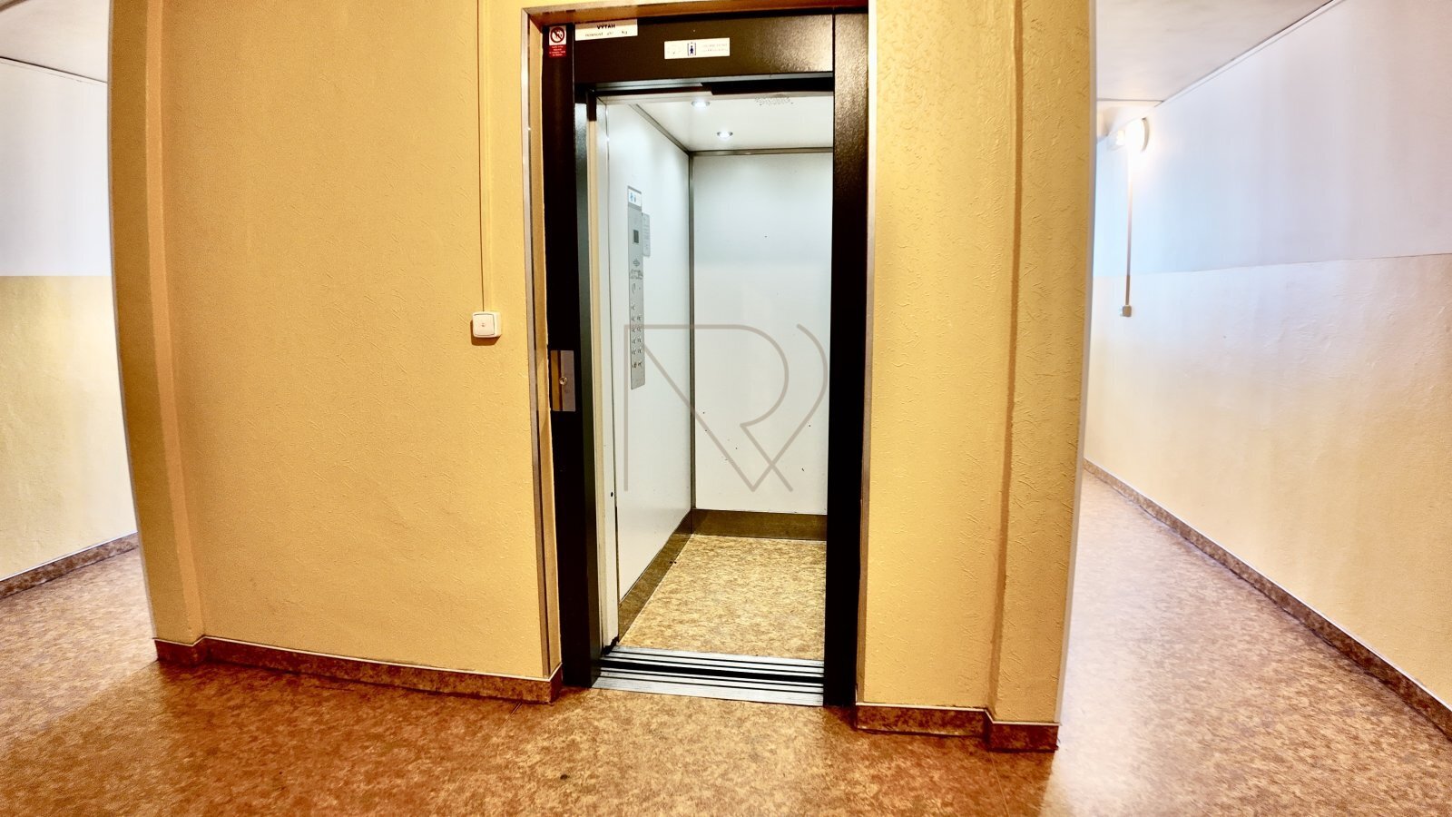 Pronájem bytu 3+kk_Vejvanovského, Praha 4 _Chodov_