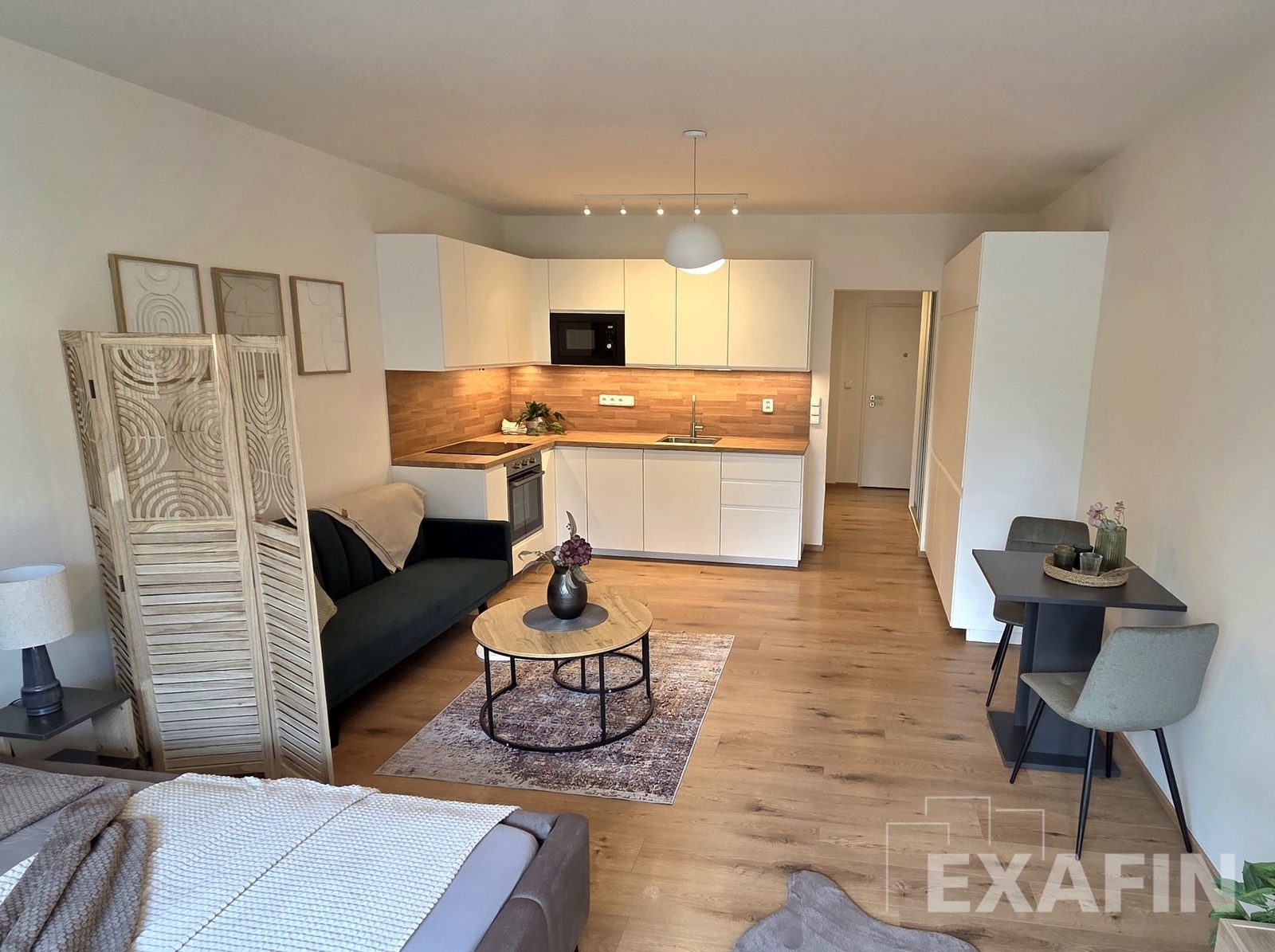 Prodej bytu 1+kk a garsoniéry 42 m² - Widok 2