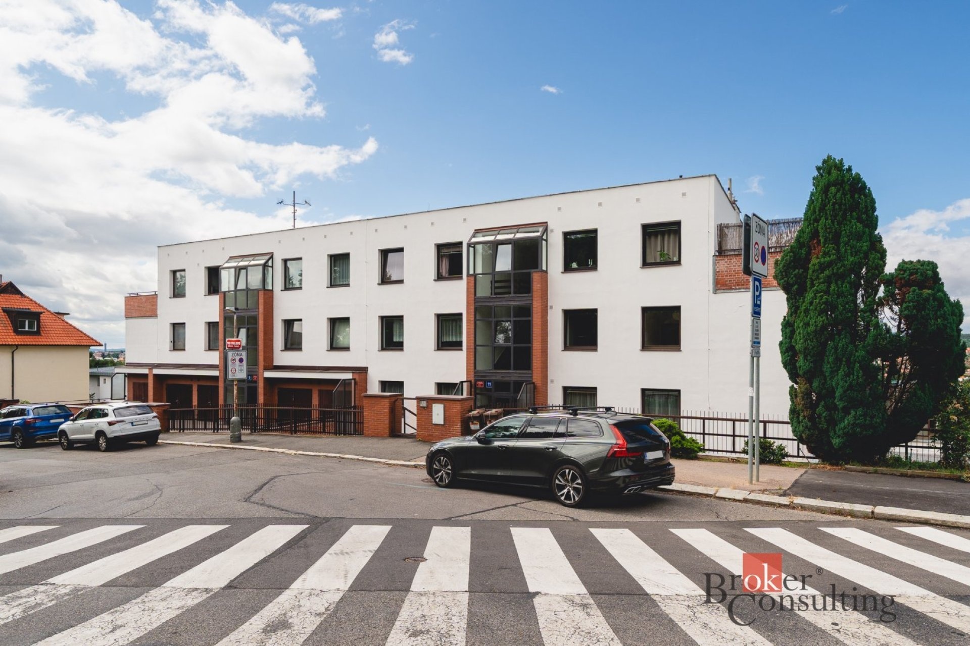 88328-948551