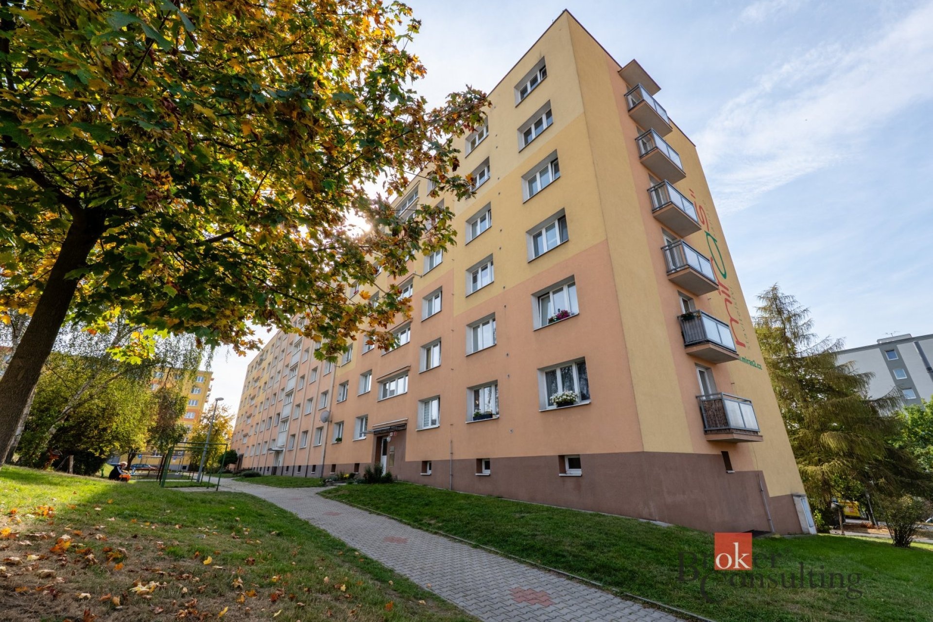 90835-985271