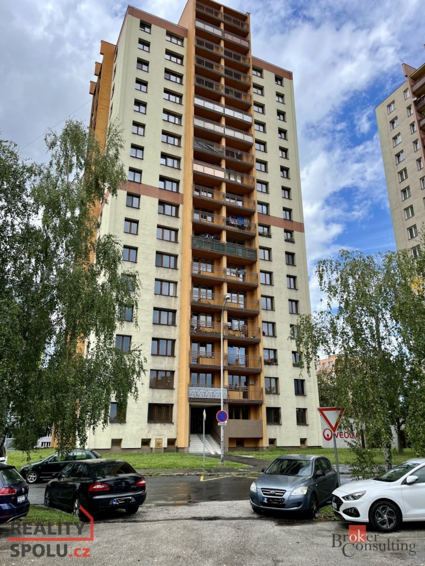 76701-812254
