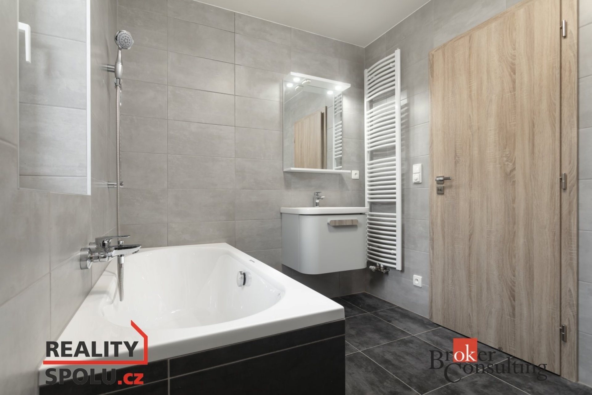 Pronájem bytu 2+kk Velké Hoštice 14 500 Kč za měsíc, foto 2