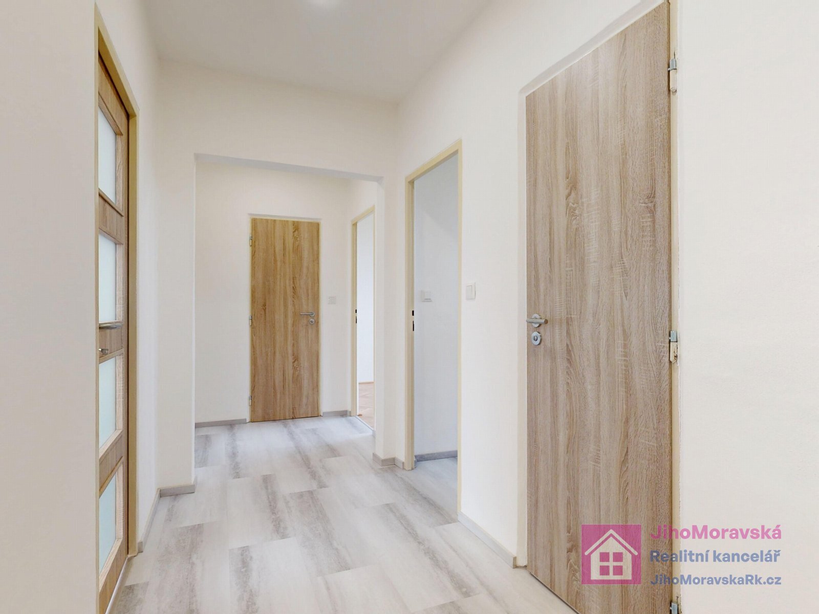 BJ 3+1, Milénova _ 6.jpg