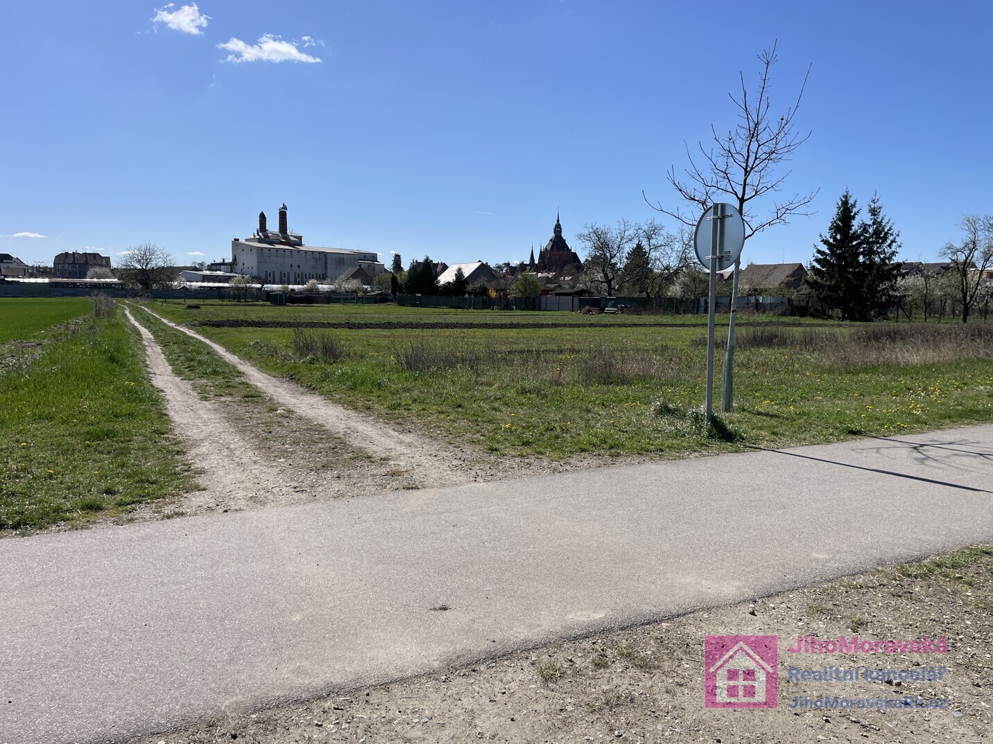 P _ pozemek, Poštorná _ 11.JPG