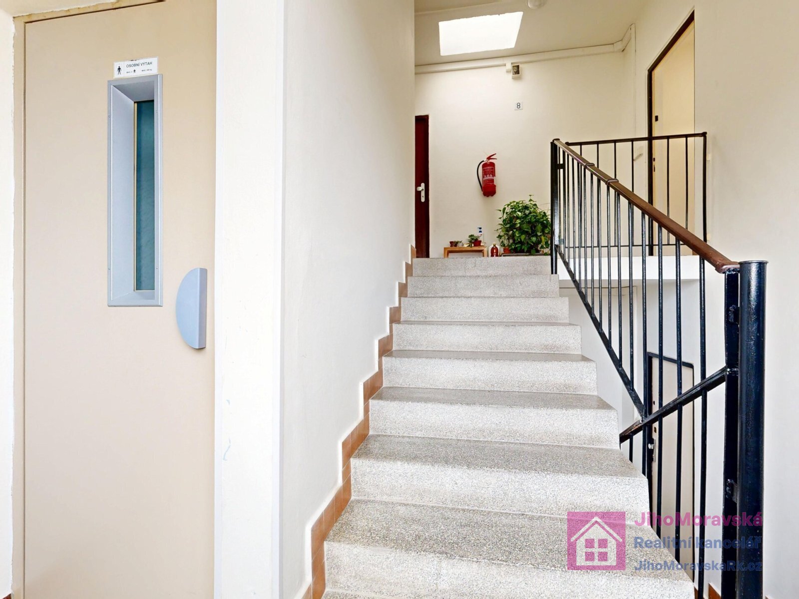 BJ 3+1, Milénova _ 12.jpg