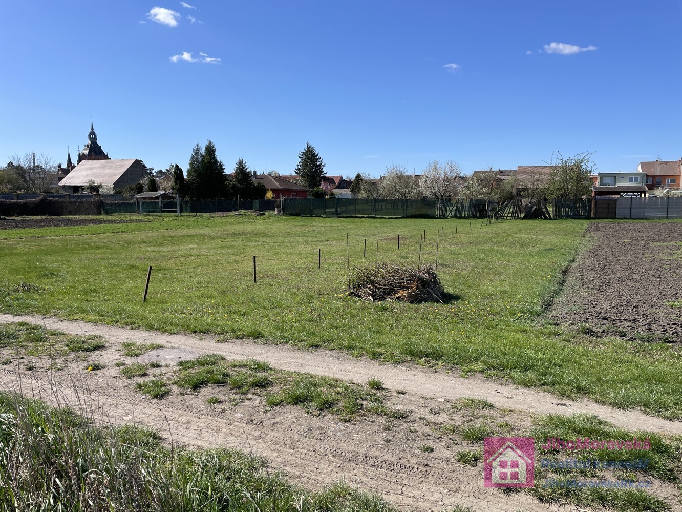 P _ pozemek, Poštorná _ 7.JPG