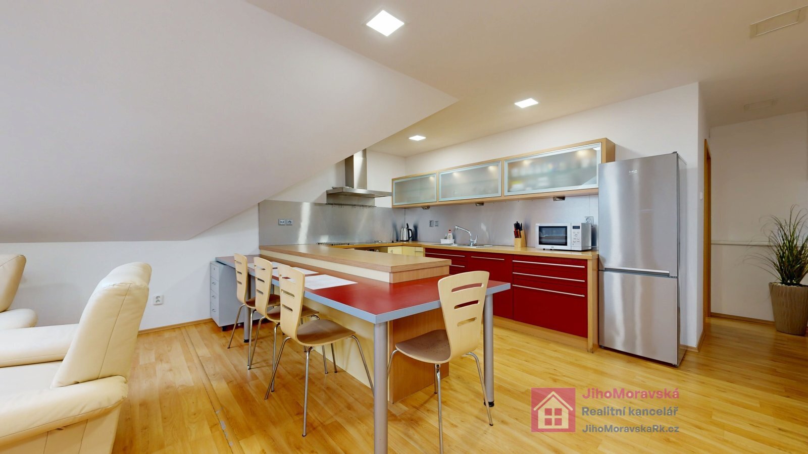 Kuchyň 2.jpg