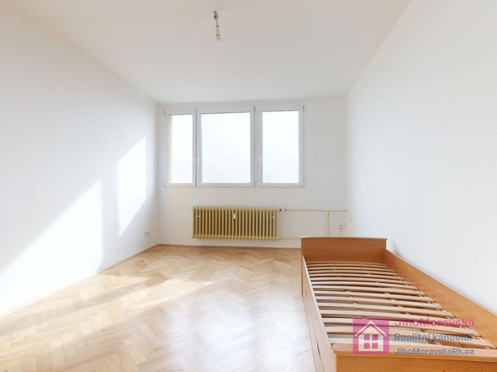 BJ 3+1, Milénova _ 8.jpg