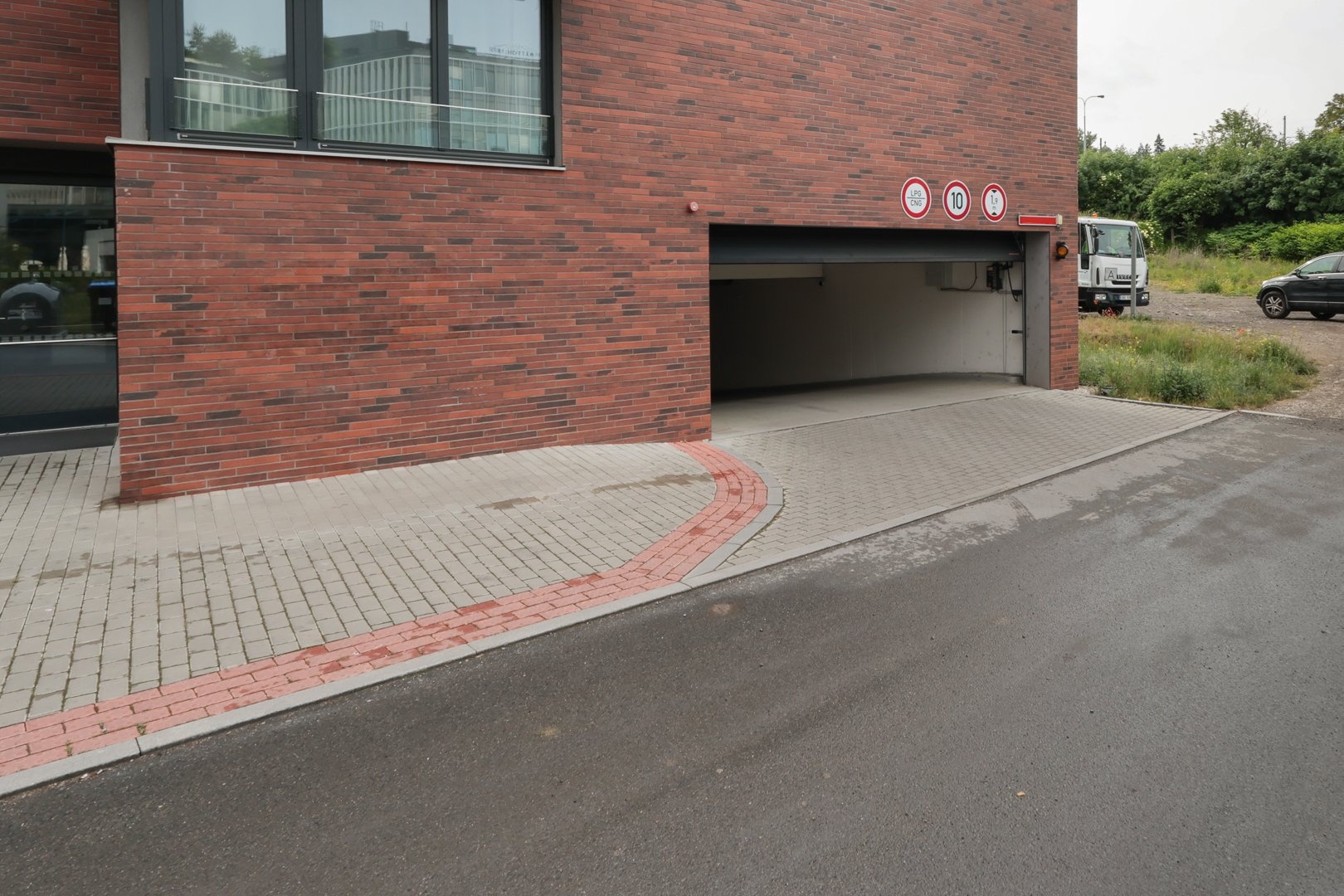962A5447-1
