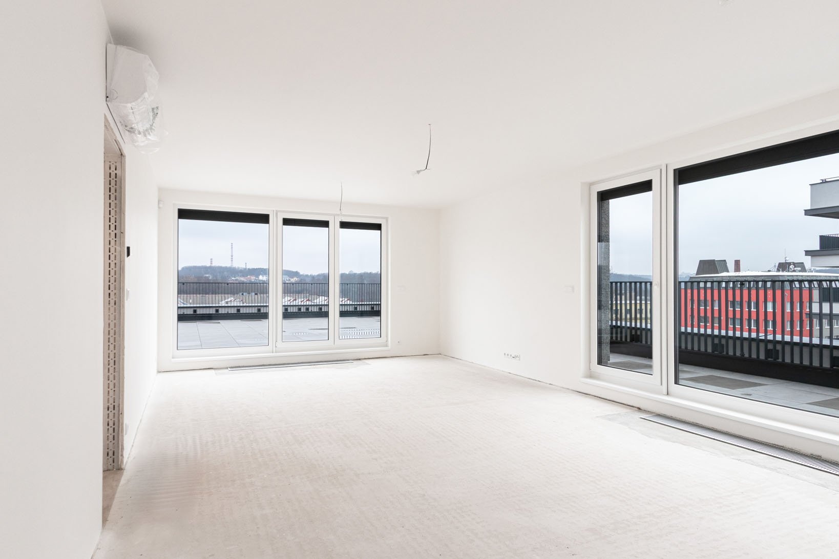 c940c930-e56e-469e-b137-850f2410c88c