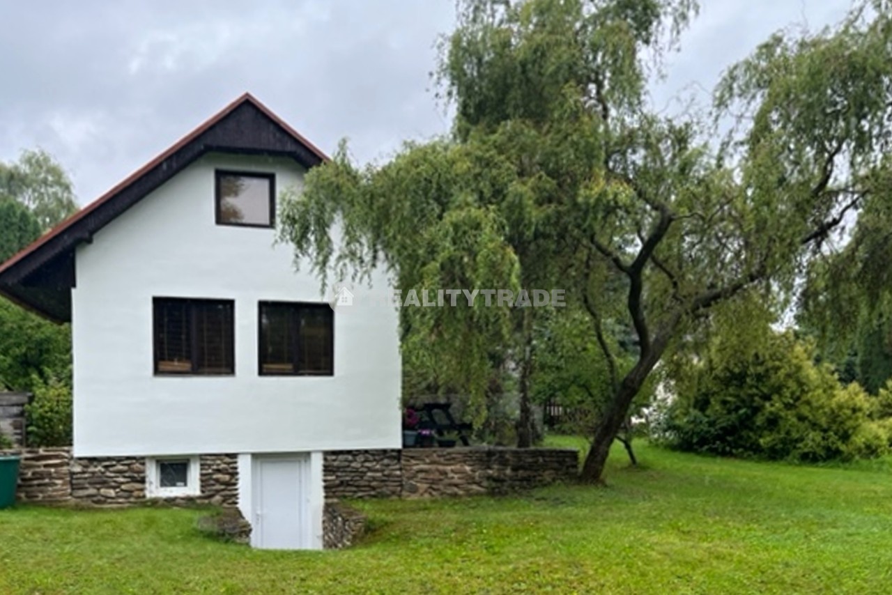PRONÁJEM CHATY 46 M2 SE ZAHRADOU 396 M2 V ZAHRADKARSKE OSADE V LIPKÁCH, STRAKONICE - WWW.REALITYTRADE.CZ - TEL.: 602 271 334 - E-MAIL: STRBACKA@REALITYTRADE.CZ