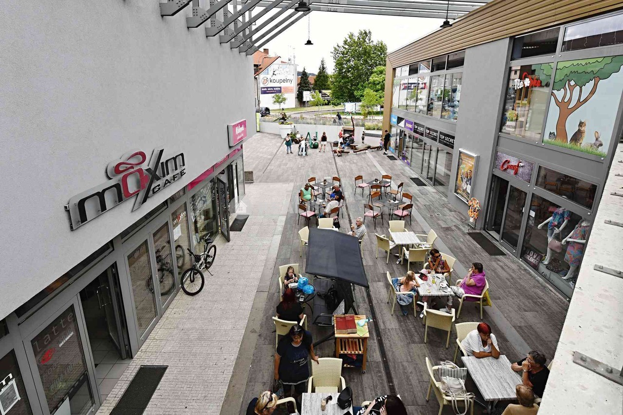 PRONÁJEM KOMERČNÍHO PROSTORU Č. 21 - 58,22 M2, PŘÍ