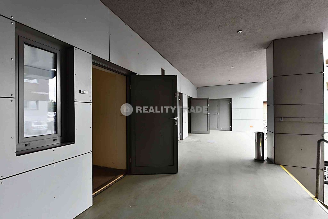 PRONÁJEM KOMERČNÍHO PROSTORU Č. 21 - 58,22 M2, PŘÍ