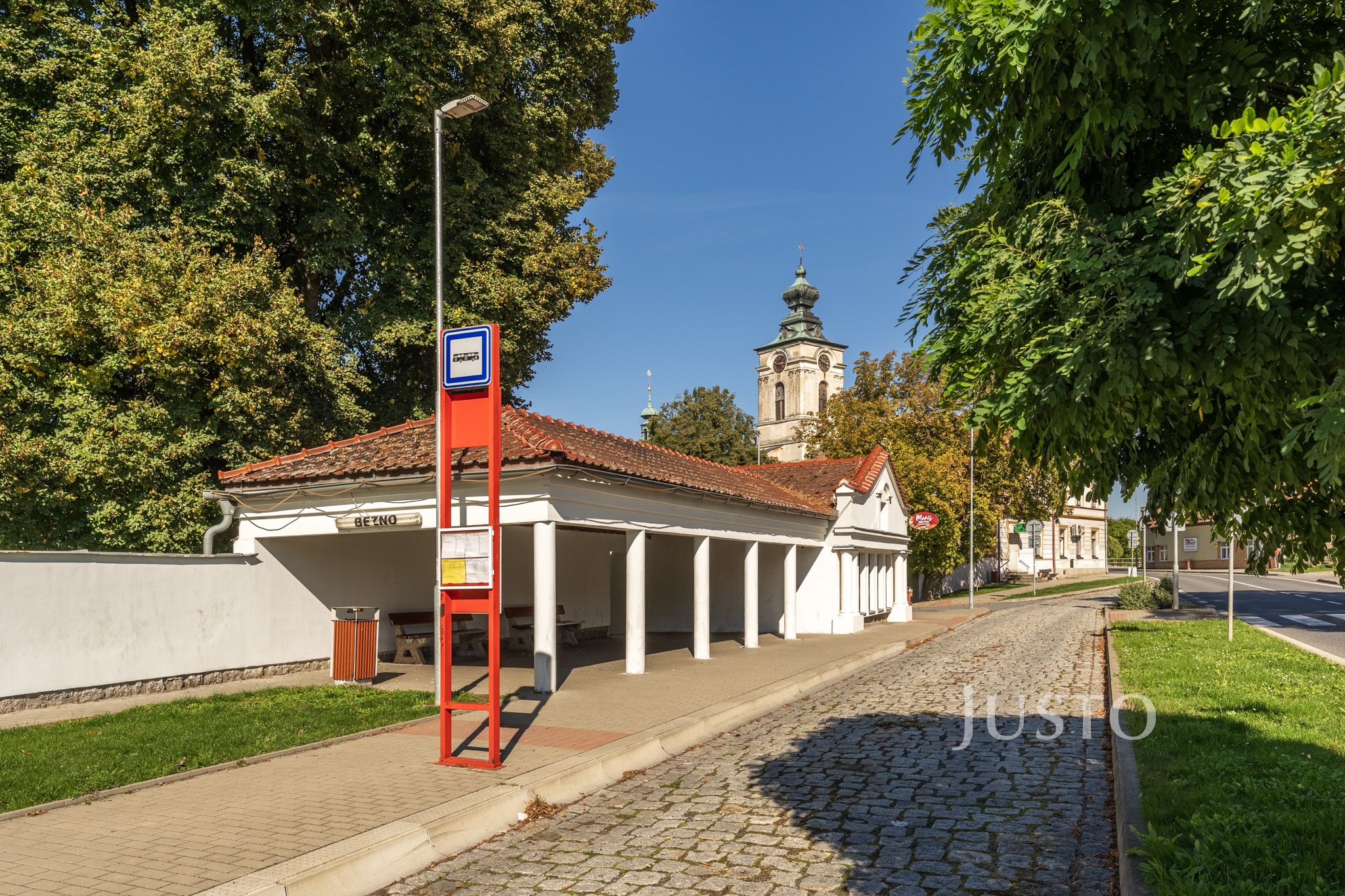 Zastávka autobusu