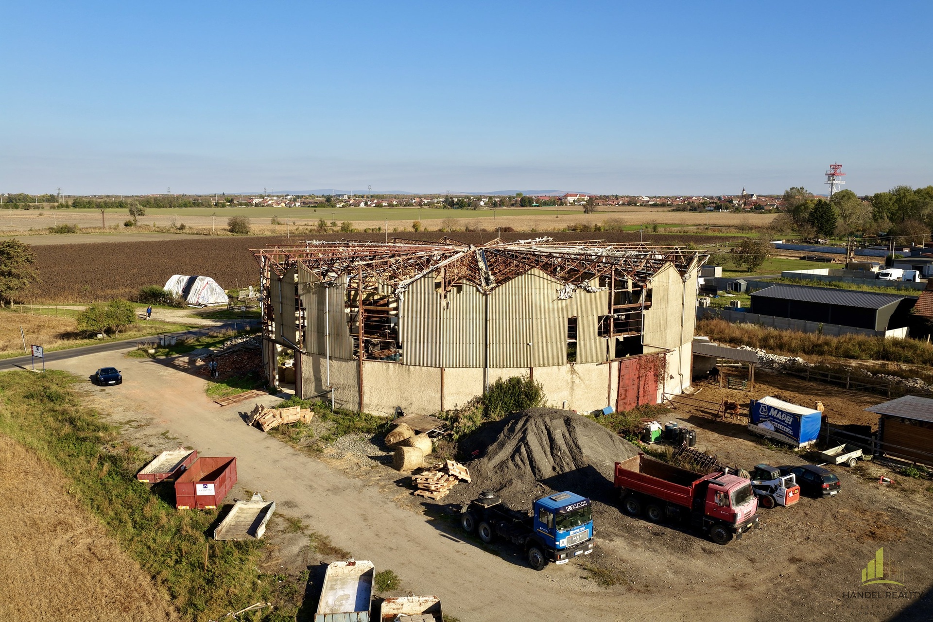 dji_fly_20251020_135016_0613_1761718351917_photo