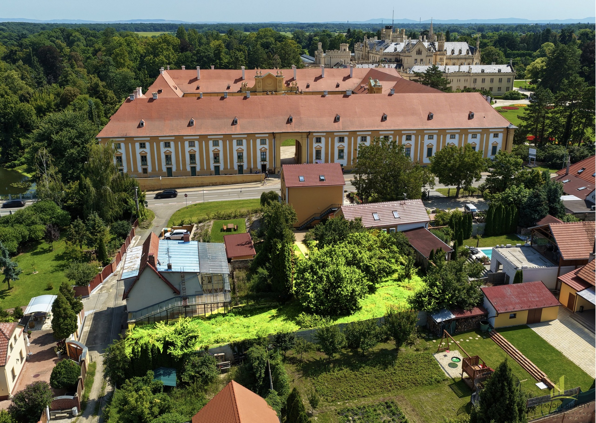 Vyznac?eny? pozemek