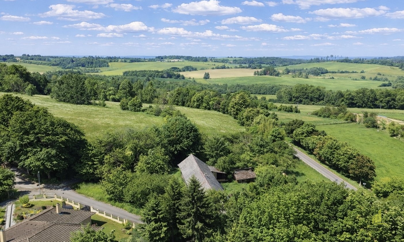 97DDE197-2FC3-4C3B-B1AC-F26C5FE562B8