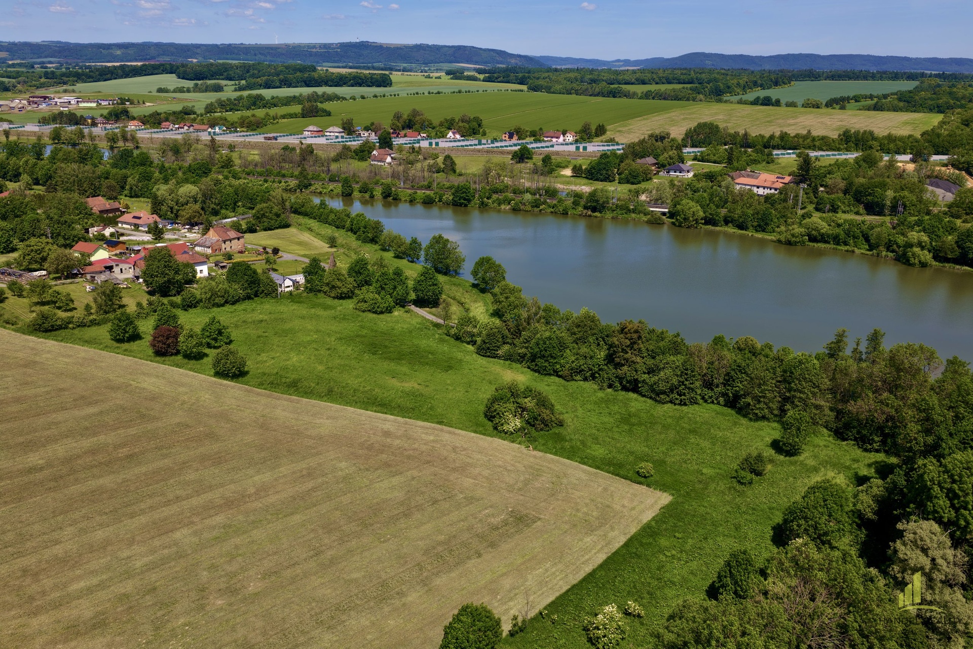 dji_fly_20260529_120012_0039_1781011909120_photo