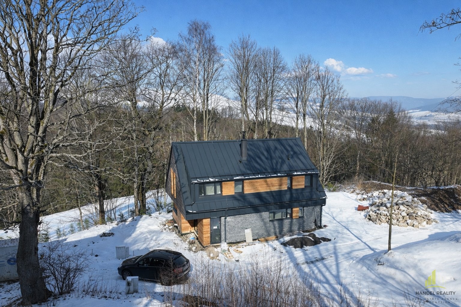 86898B20-8C2A-4E4D-A04D-700B67BEF2AC